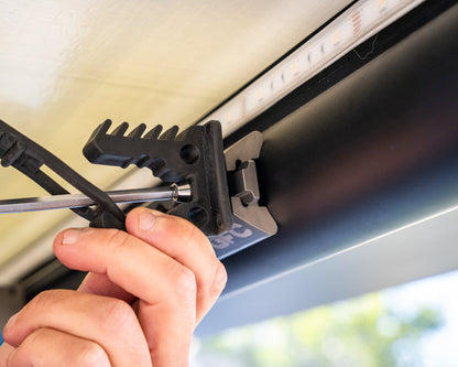 L Track / Freedom Track Nut (4 Pack)